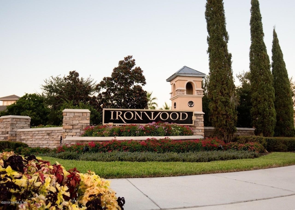 4225 Crownwood Drive - Photo 2