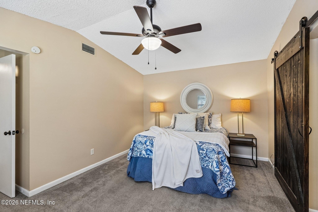 8364 Pointer Drive N - Photo 18