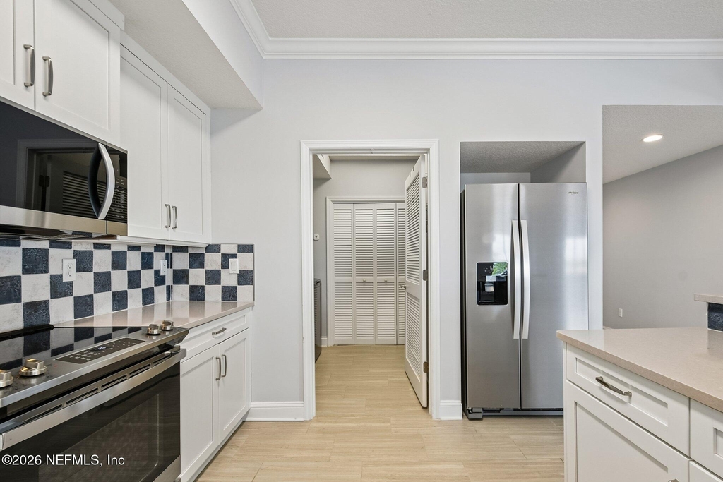 1236 1st Street N - Photo 6