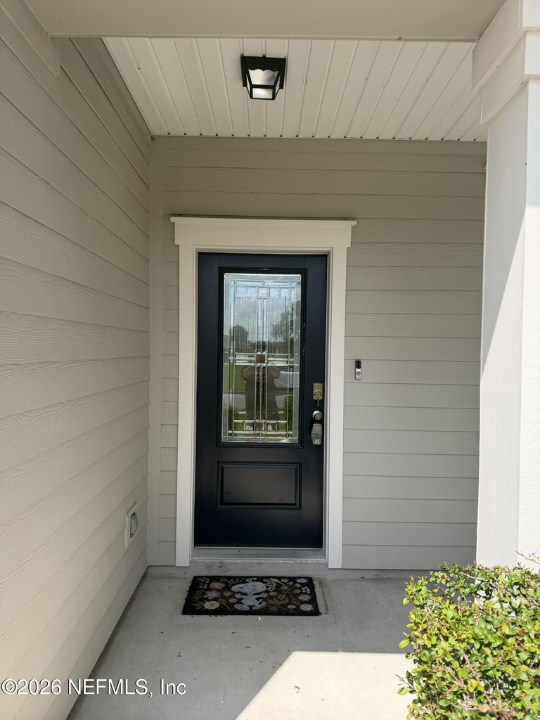 742 Northside Drive S - Photo 3
