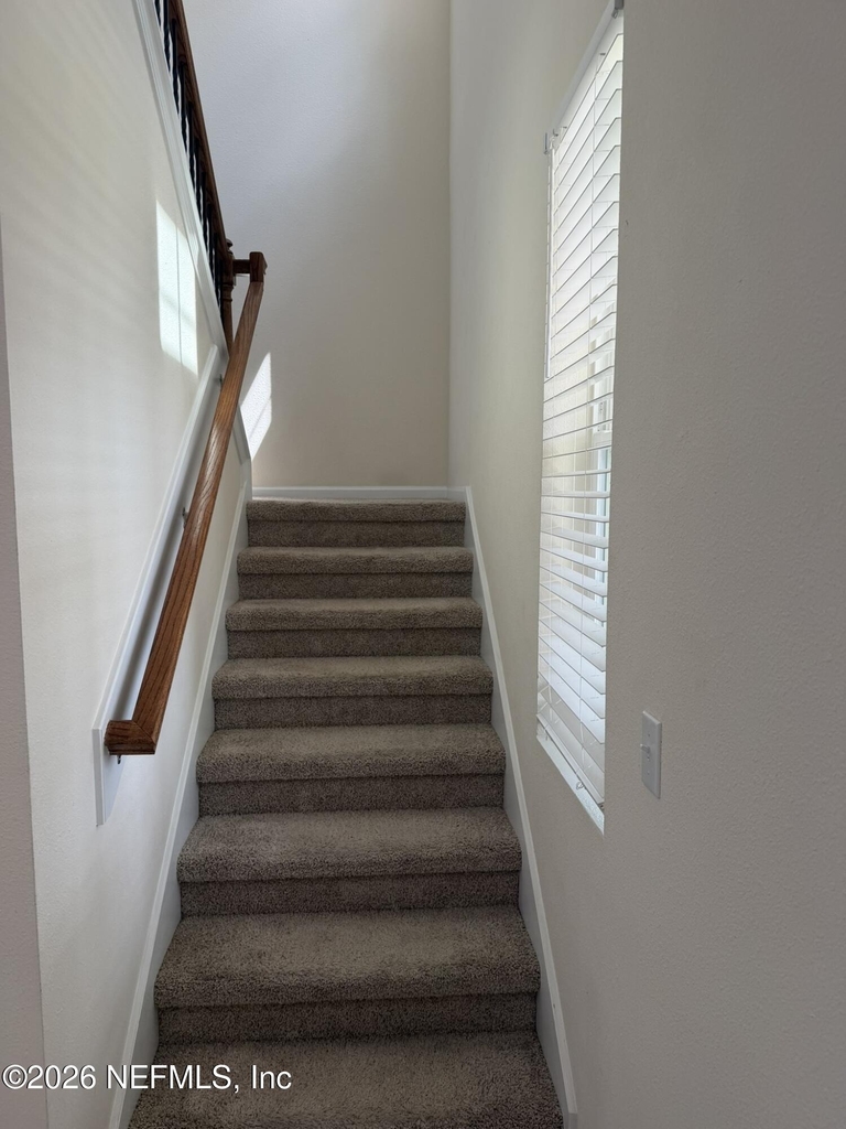 742 Northside Drive S - Photo 37