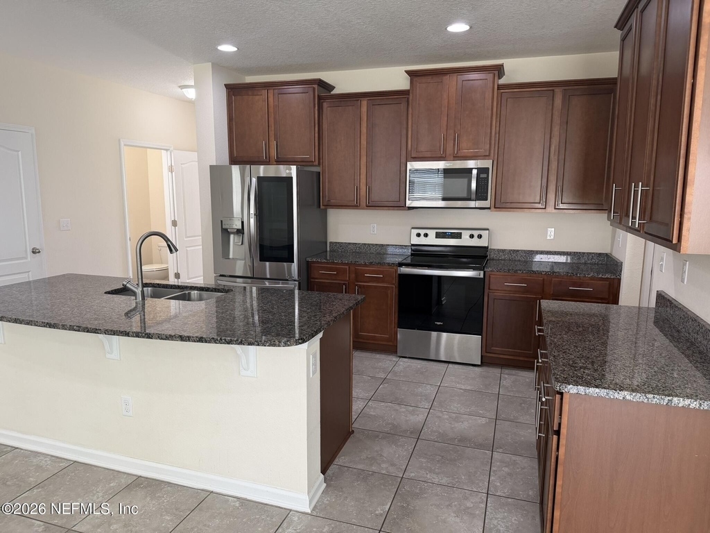 742 Northside Drive S - Photo 9