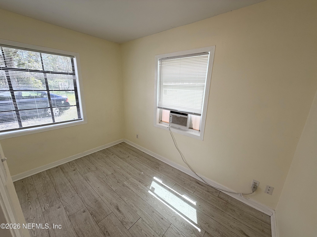2056 Navaho Avenue - Photo 3