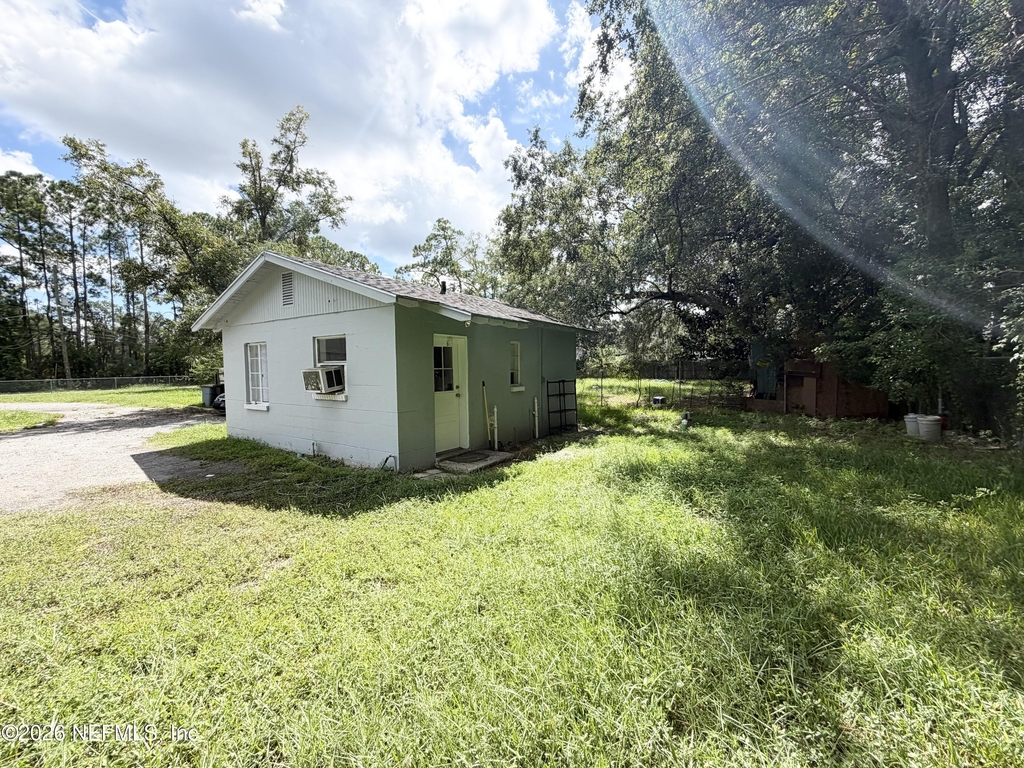2056 Navaho Avenue - Photo 6