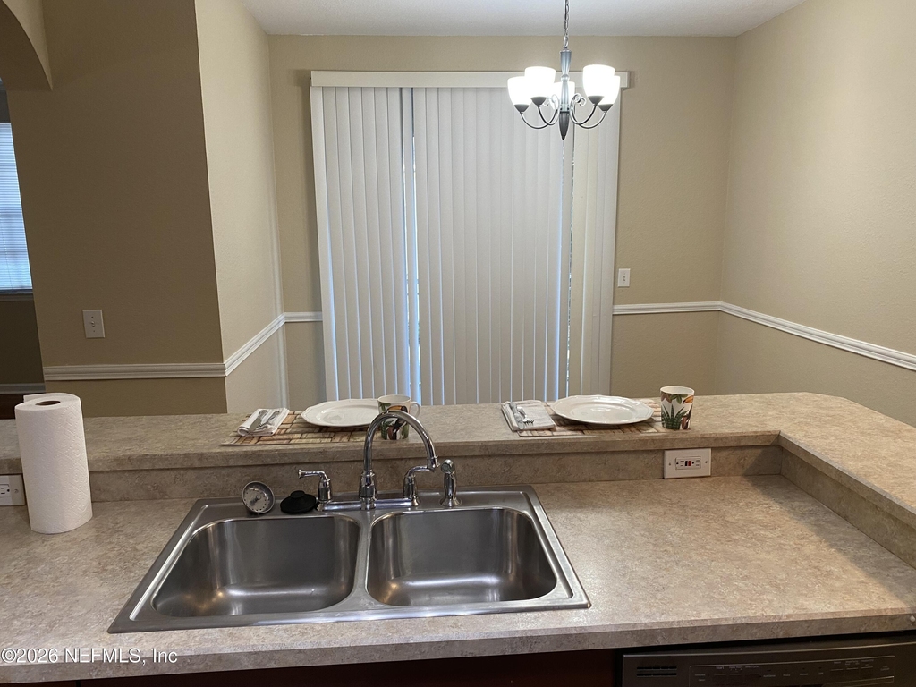 10075 Gate Parkway Ne - Photo 19