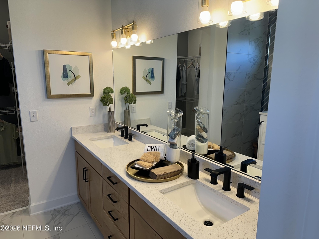 11325 Catalyst - Photo 13