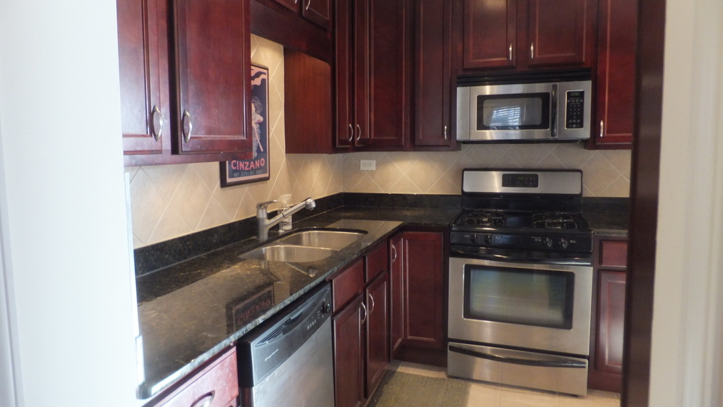 32 Elgin Avenue - Photo 2