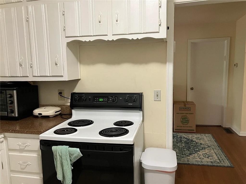 1216 Biltmore Drive Ne - Photo 1