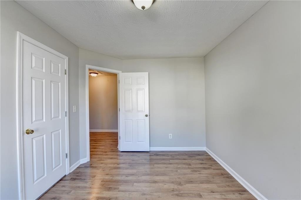 240 Springbottom Court - Photo 32