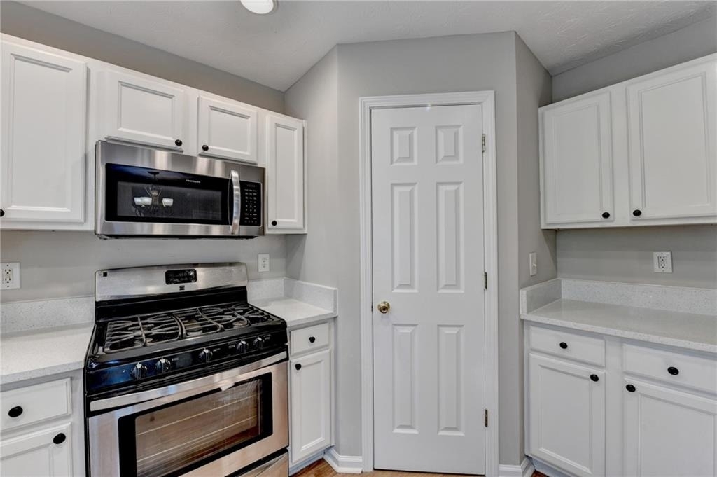 240 Springbottom Court - Photo 17