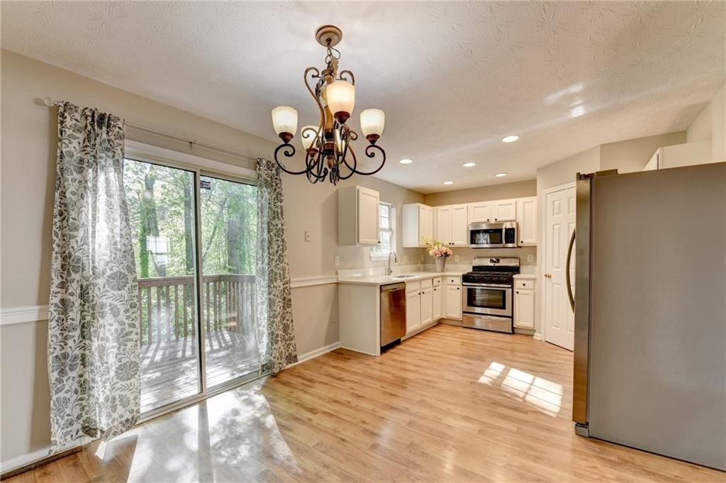 240 Springbottom Court - Photo 13