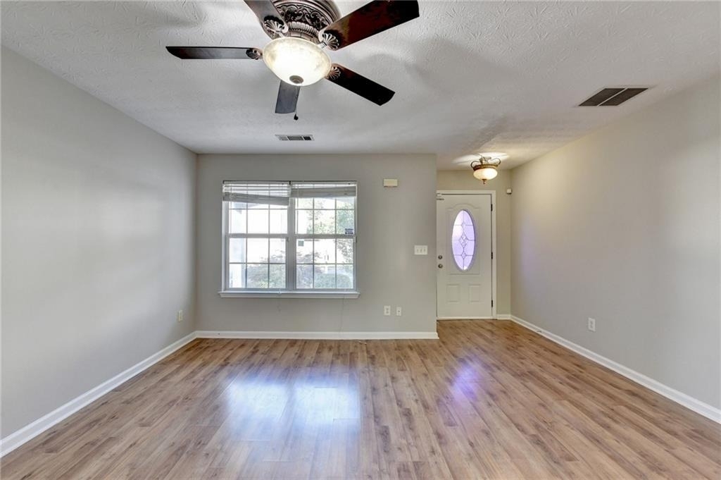 240 Springbottom Court - Photo 10