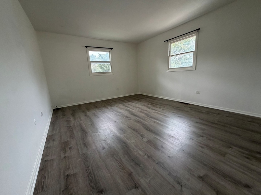 2513 Western Avenue - Photo 5