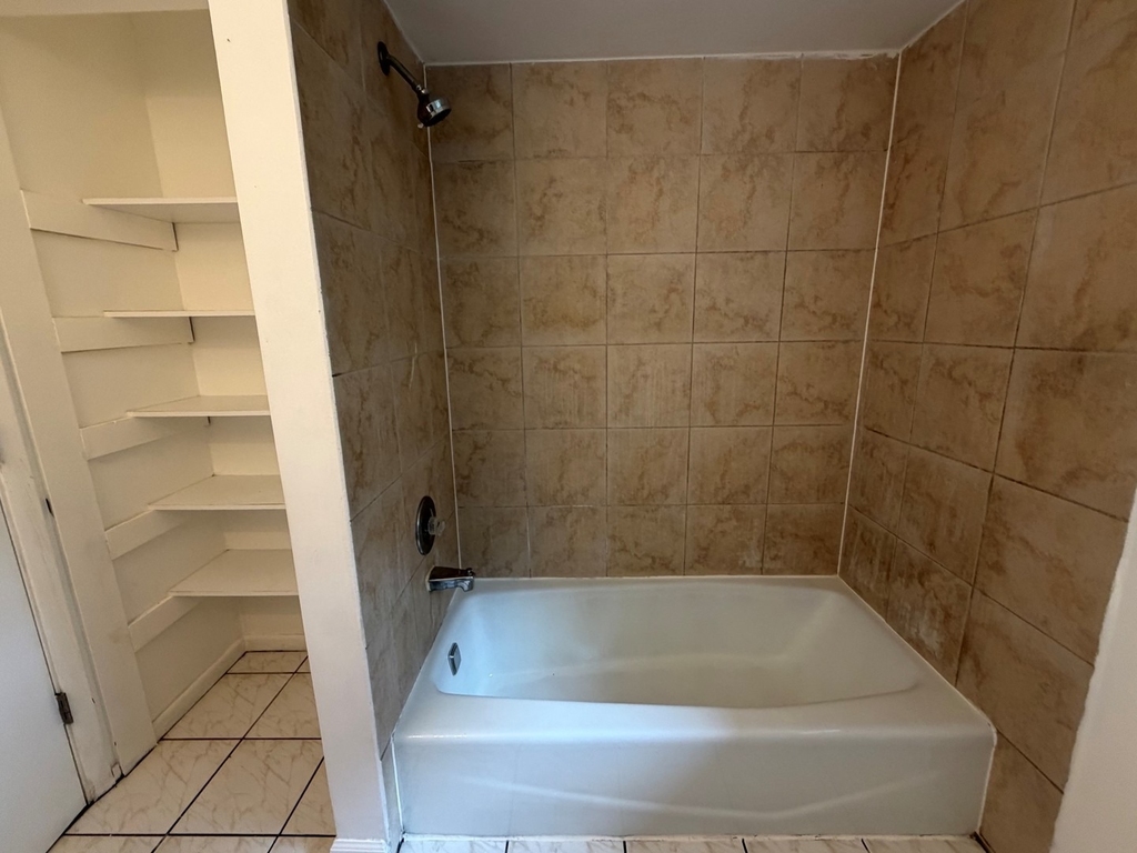 2513 Western Avenue - Photo 8