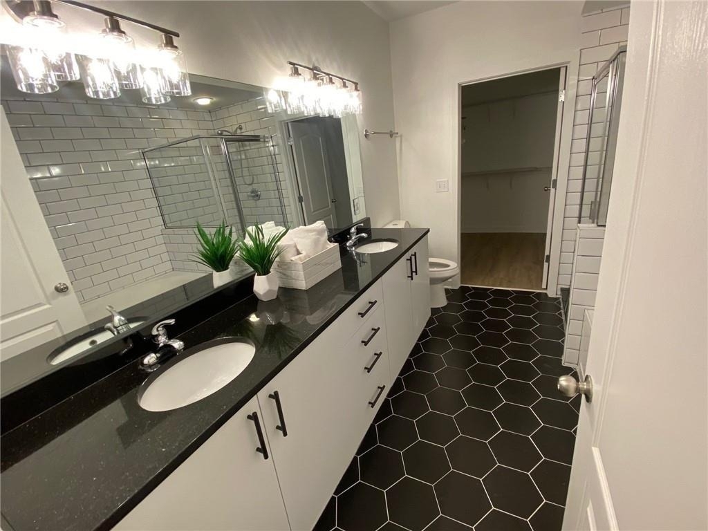 390 17th Street Nw - Photo 21
