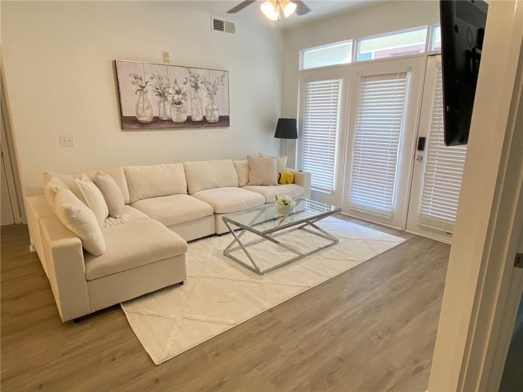 390 17th Street Nw - Photo 16