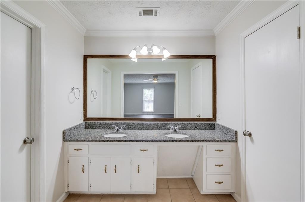 4905 Wade Valley Way - Photo 21