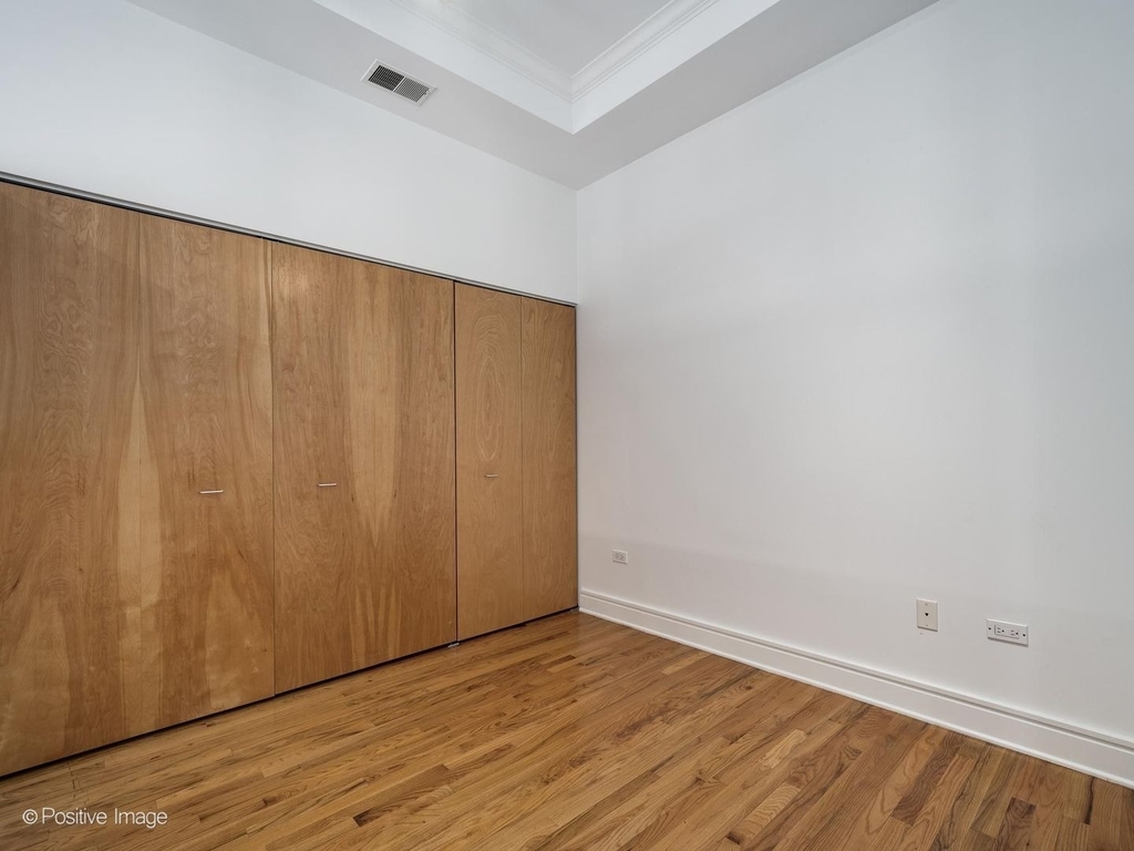 212 W Washington Street - Photo 13