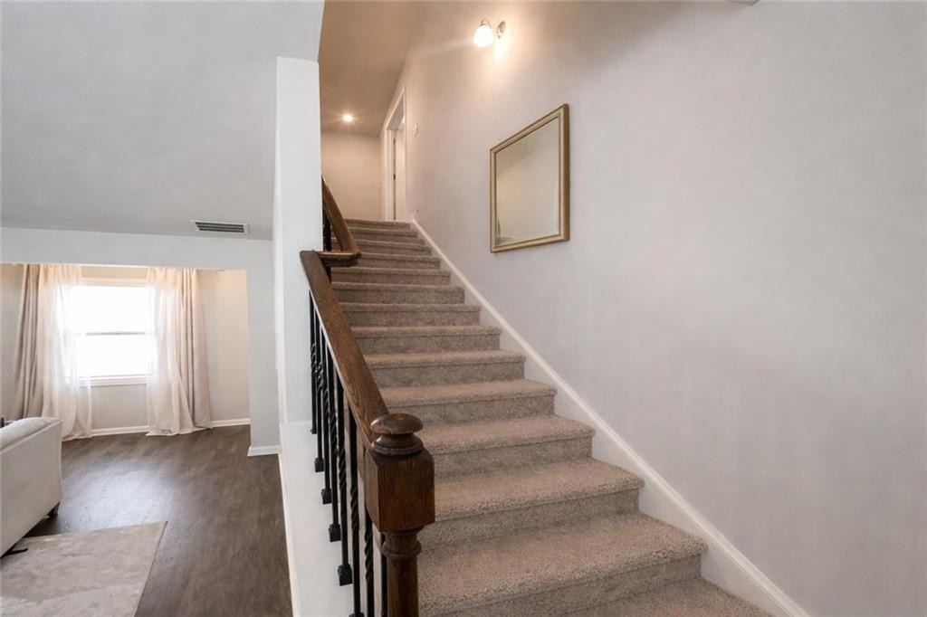 182 Woodhouse Circle - Photo 9