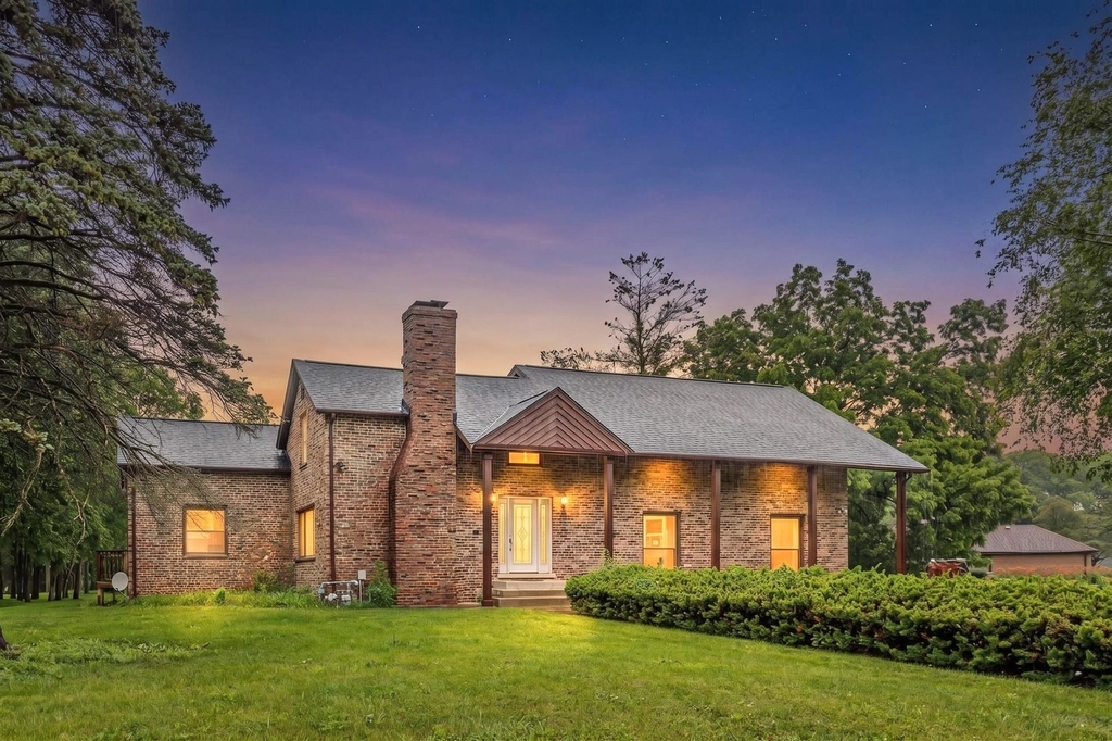 2330 Coach Road - Photo 0