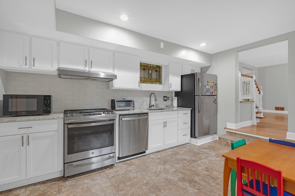 2330 Coach Road - Photo 7