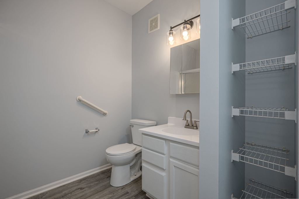 801 N Mclean Boulevard - Photo 13