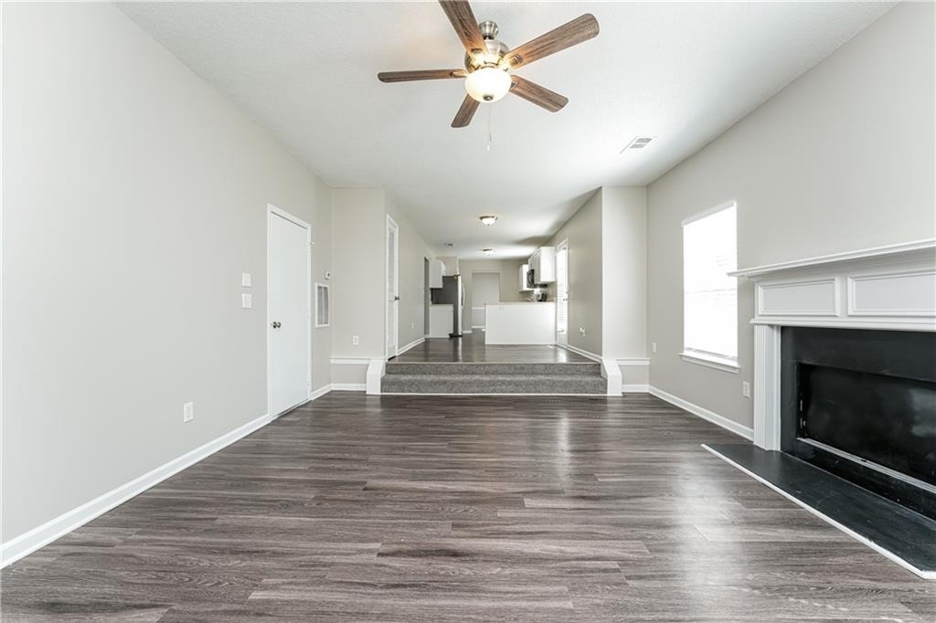 2575 Captains Row - Photo 3