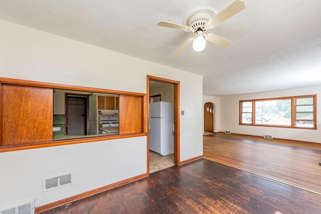618 N Oplaine Road - Photo 8