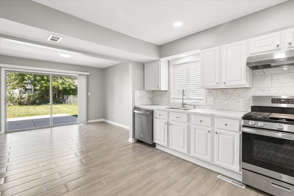 322 Maple Lane - Photo 9