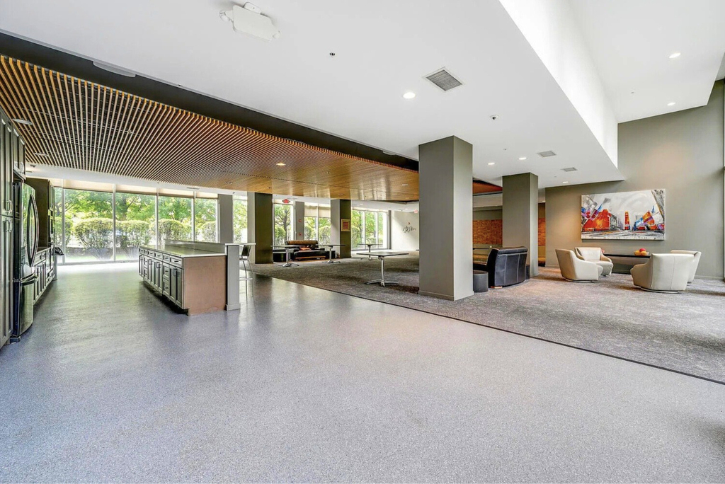 9715 Woods Drive - Photo 32