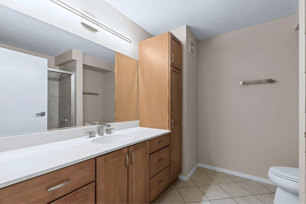 9715 Woods Drive - Photo 15