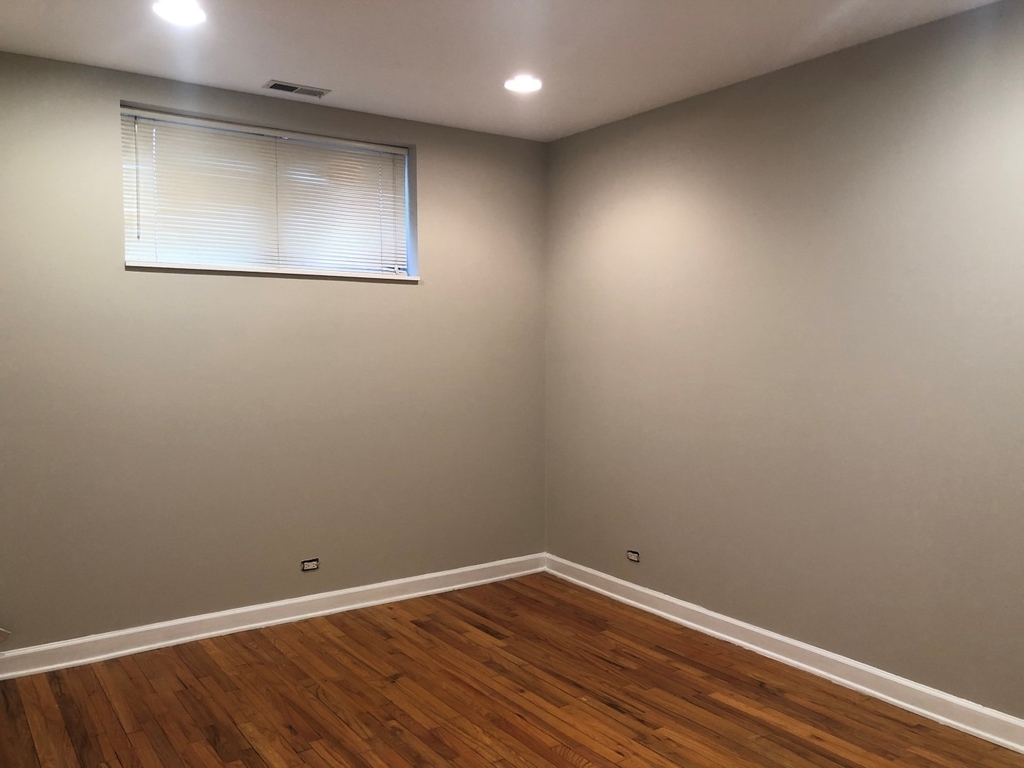 2215 W Monroe Street - Photo 5
