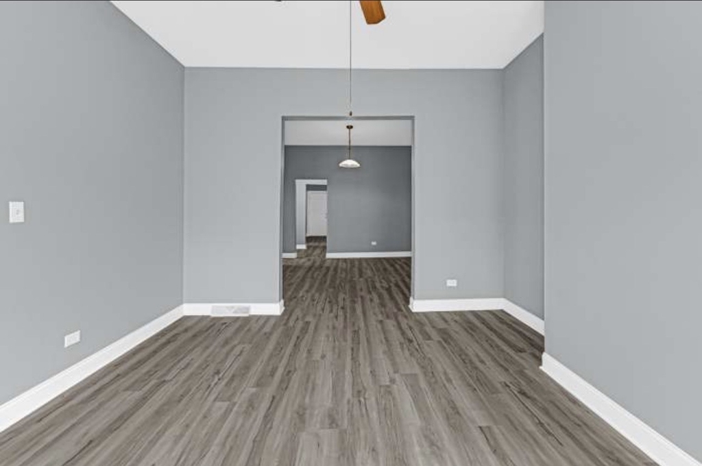 7349 S Evans Avenue - Photo 5