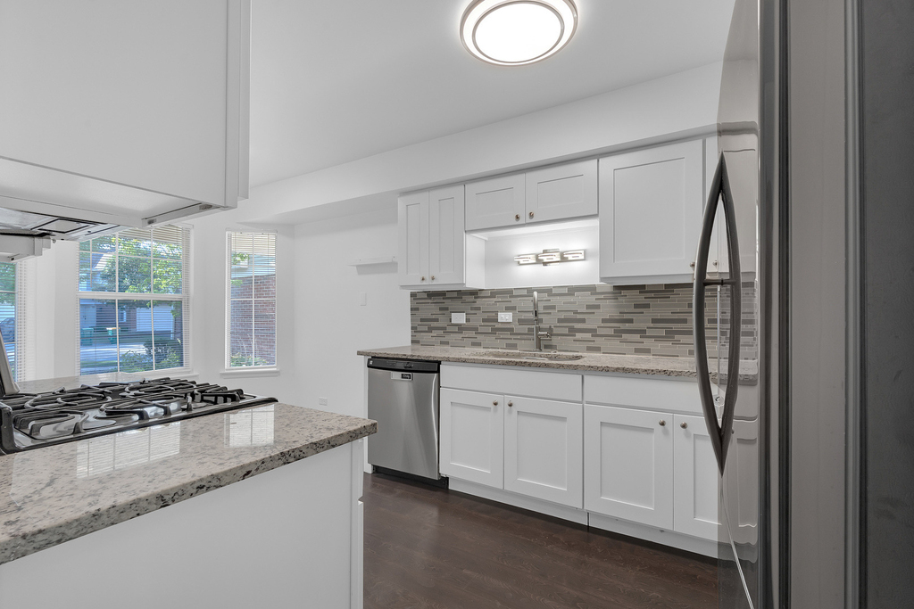 1239 S Wellington Court - Photo 4
