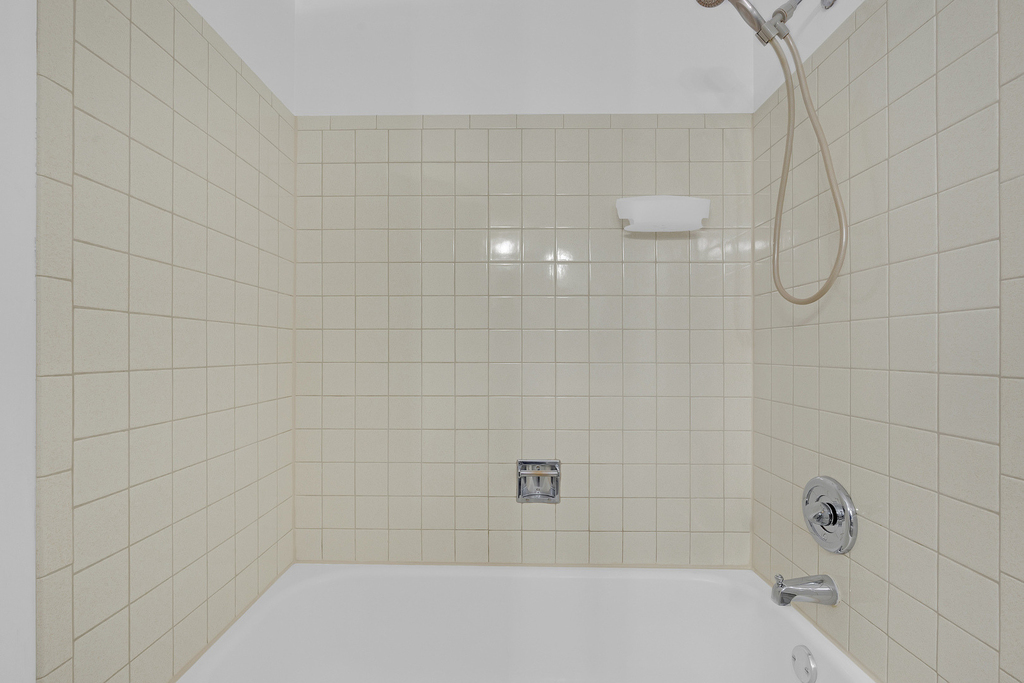 1239 S Wellington Court - Photo 22