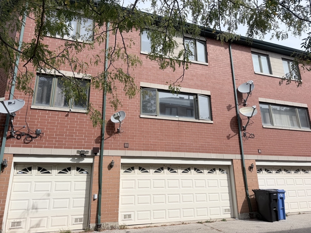 1951 S Wells Street - Photo 12