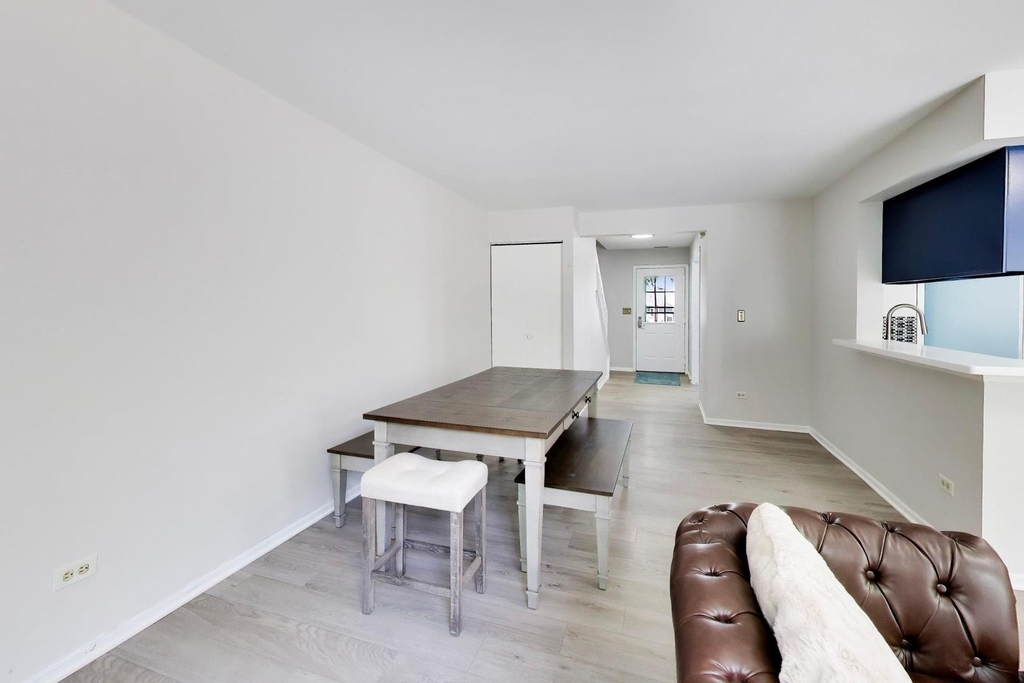 505 Newbury Drive - Photo 12
