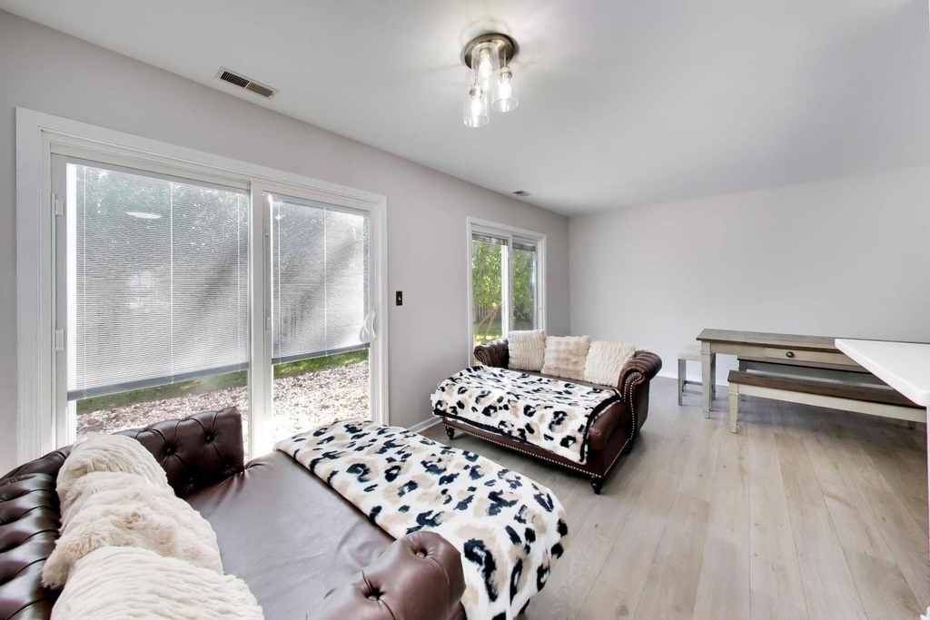 505 Newbury Drive - Photo 9