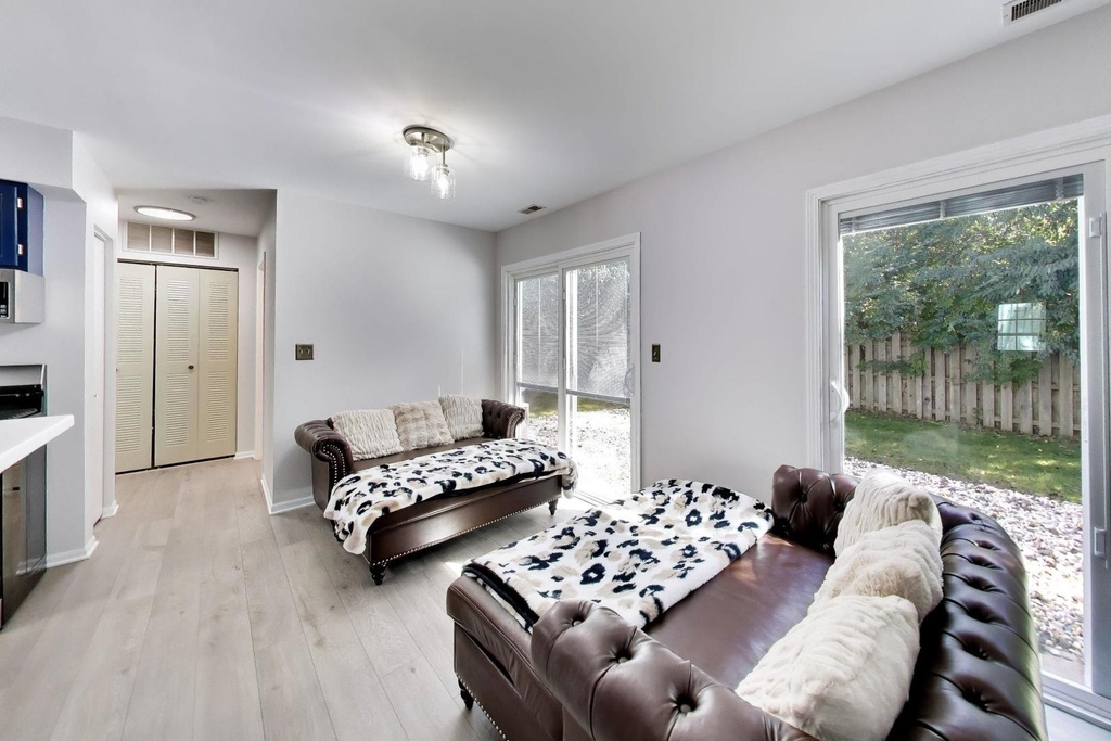 505 Newbury Drive - Photo 10