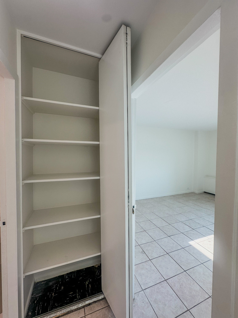 1255 N Sandburg Terrace - Photo 9