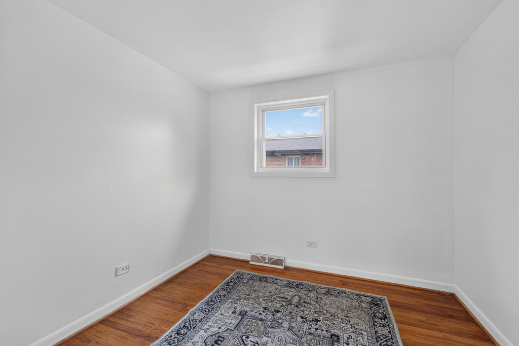 210 Linn Court - Photo 15