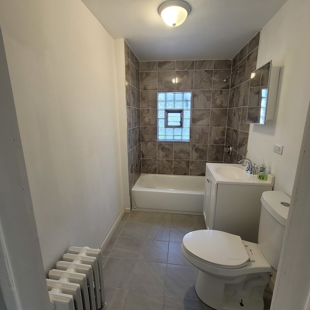 1323 S 51st Court - Photo 5