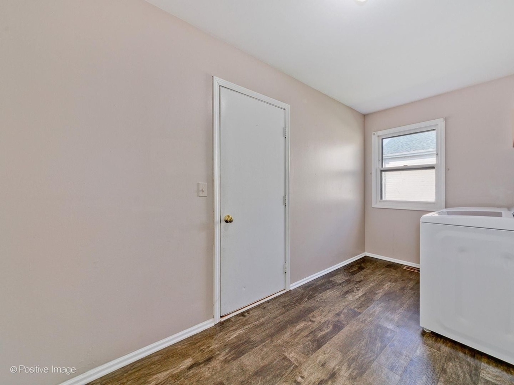 601 Willington Drive - Photo 11