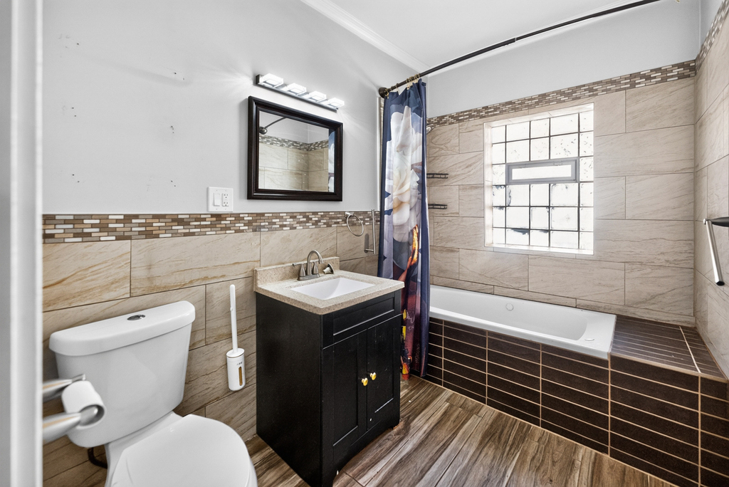 7440 S Paxton Avenue - Photo 12