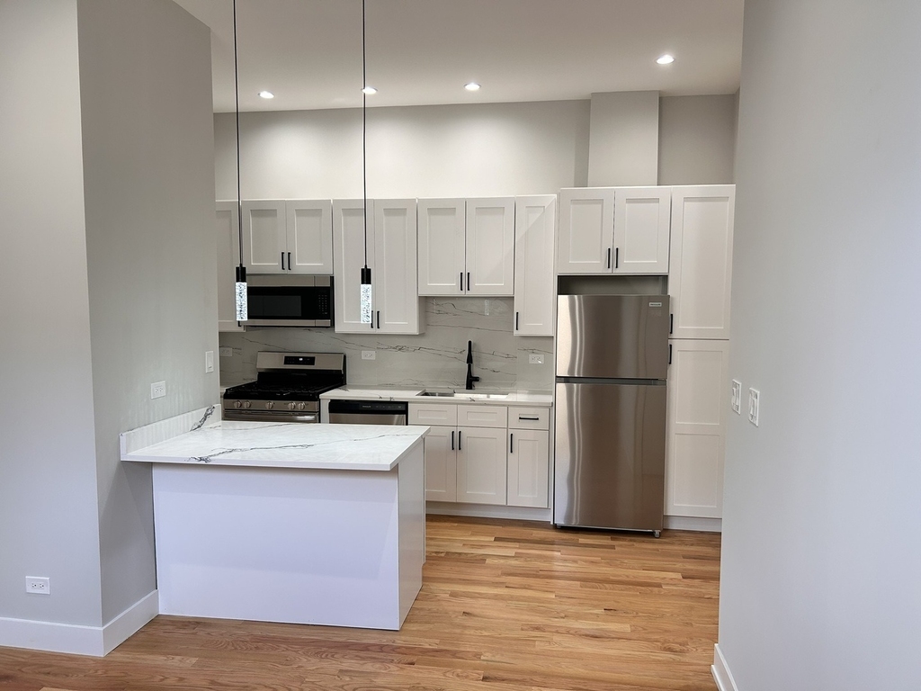 4121 W Montrose Avenue - Photo 1