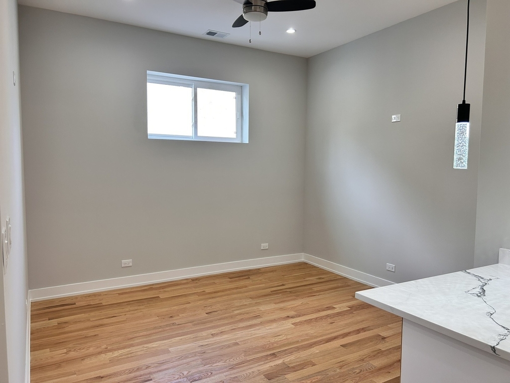 4121 W Montrose Avenue - Photo 4