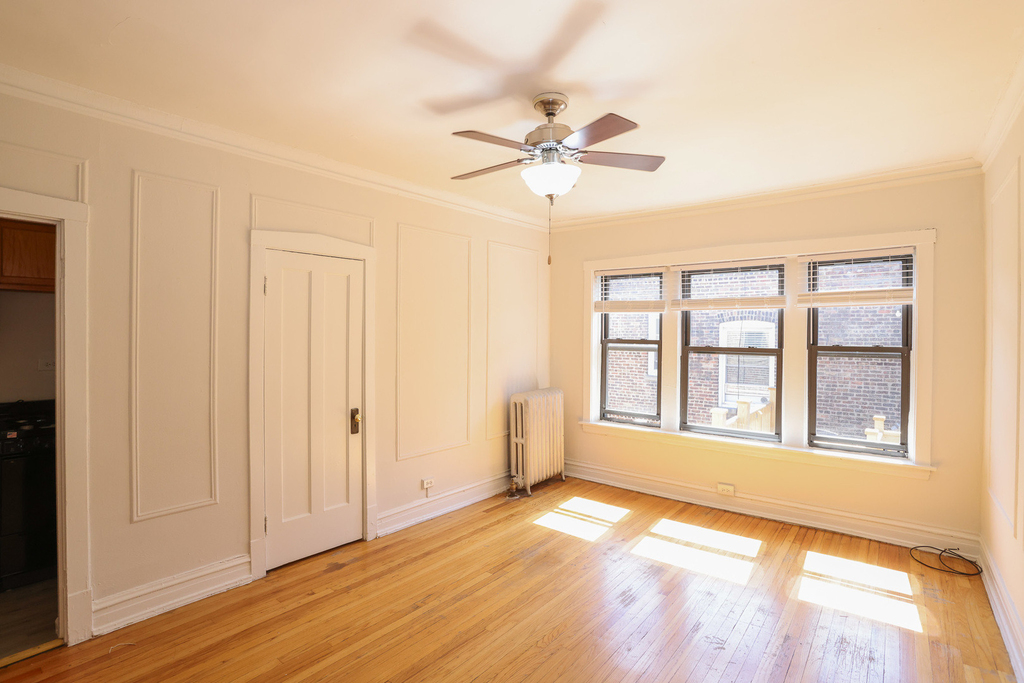 5419 S Harper Avenue - Photo 4