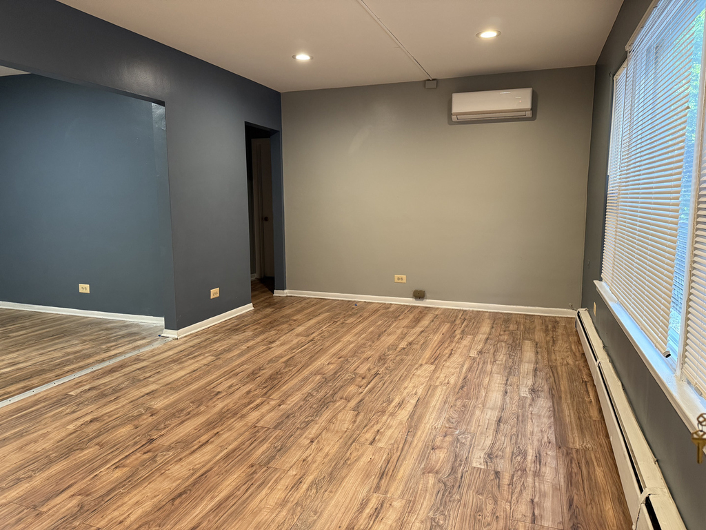 1727 W North Shore Avenue - Photo 2