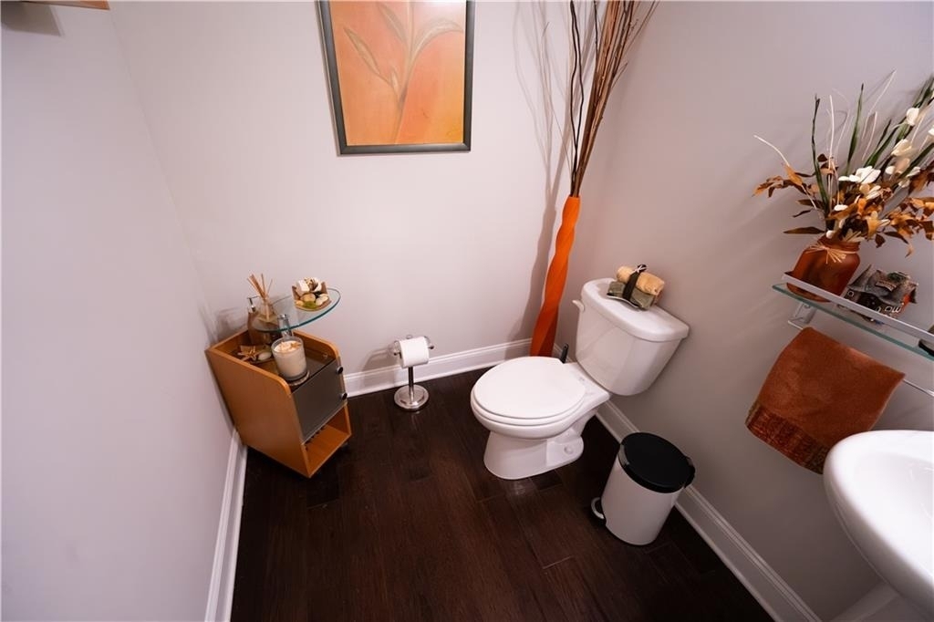 1451 Torrington Drive - Photo 32
