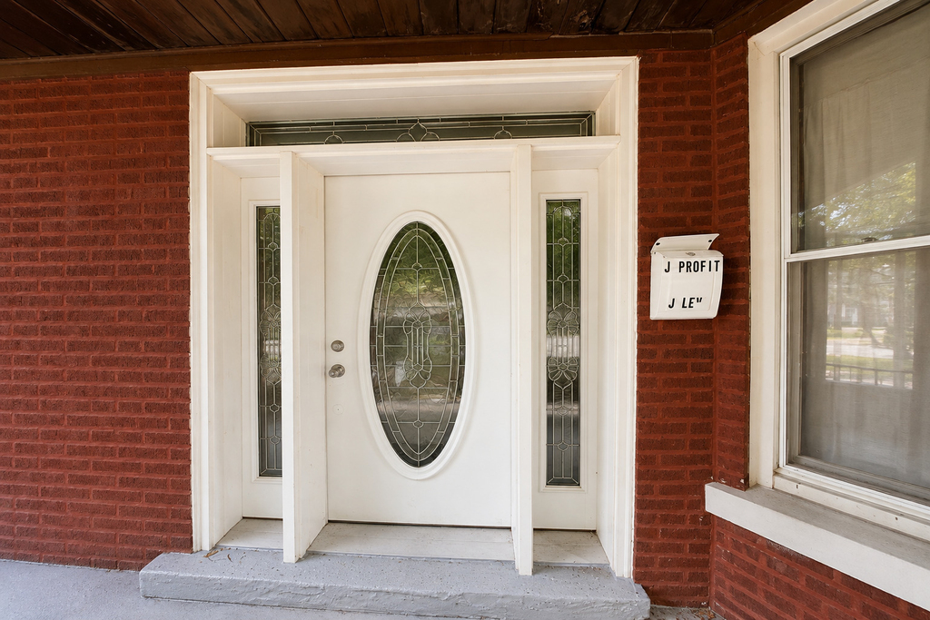 7015 S Peoria Avenue - Photo 1